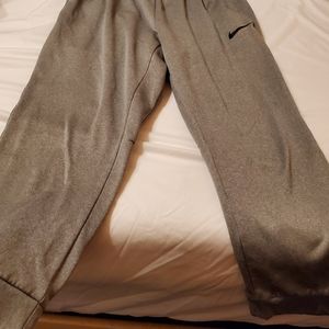 Nike pants decent shape 👌 👏 😎 XL mens